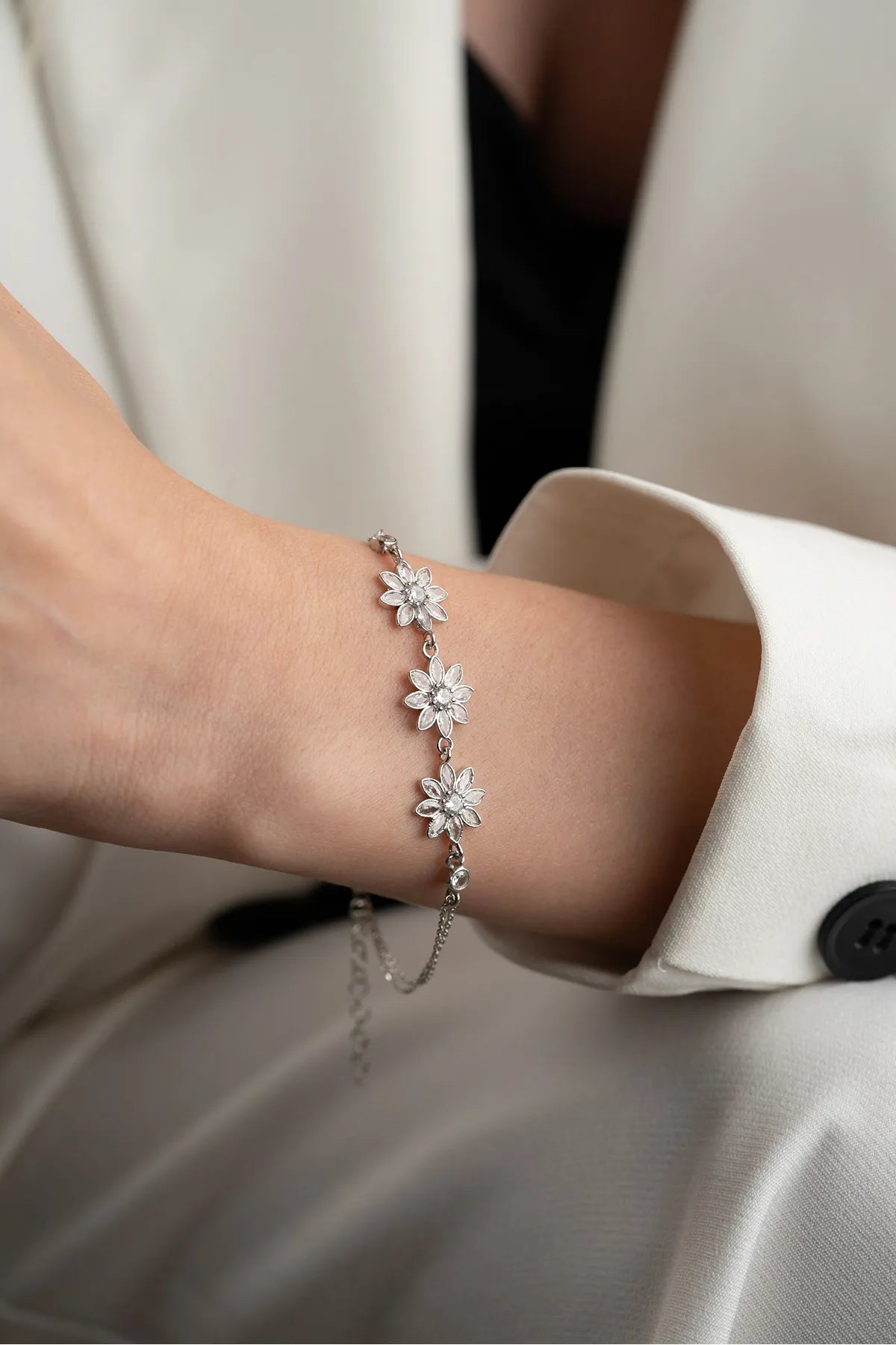 Lotus Glow Armband – 925 Zilver - byLYDIAN