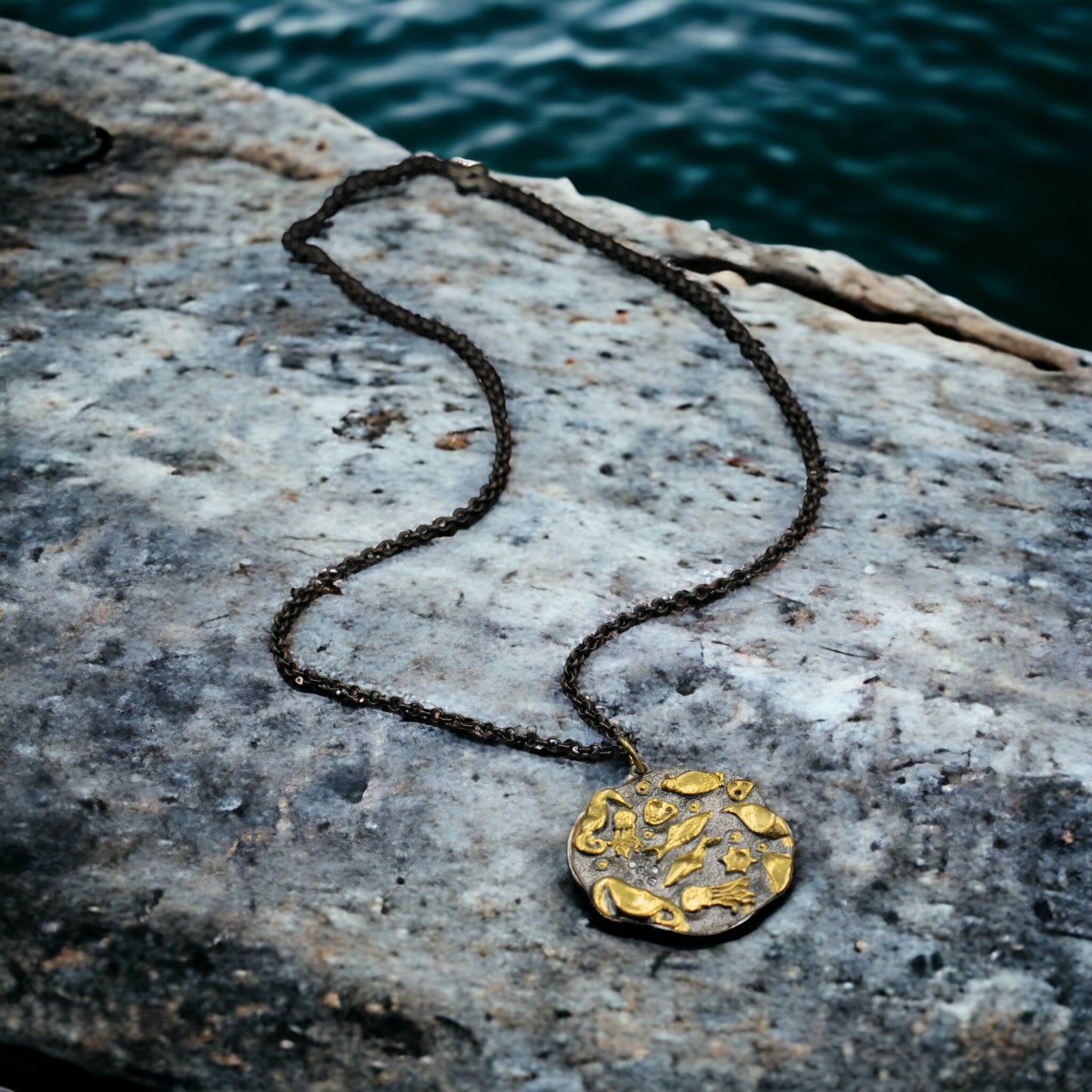 Dance of the Ocean Necklace BLAR030