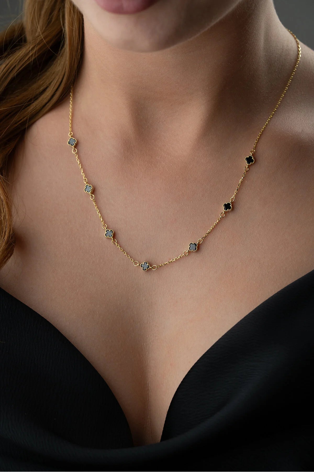 MidnightClover 925 – Vergulde Ketting met Zwarte Klavertjesvier