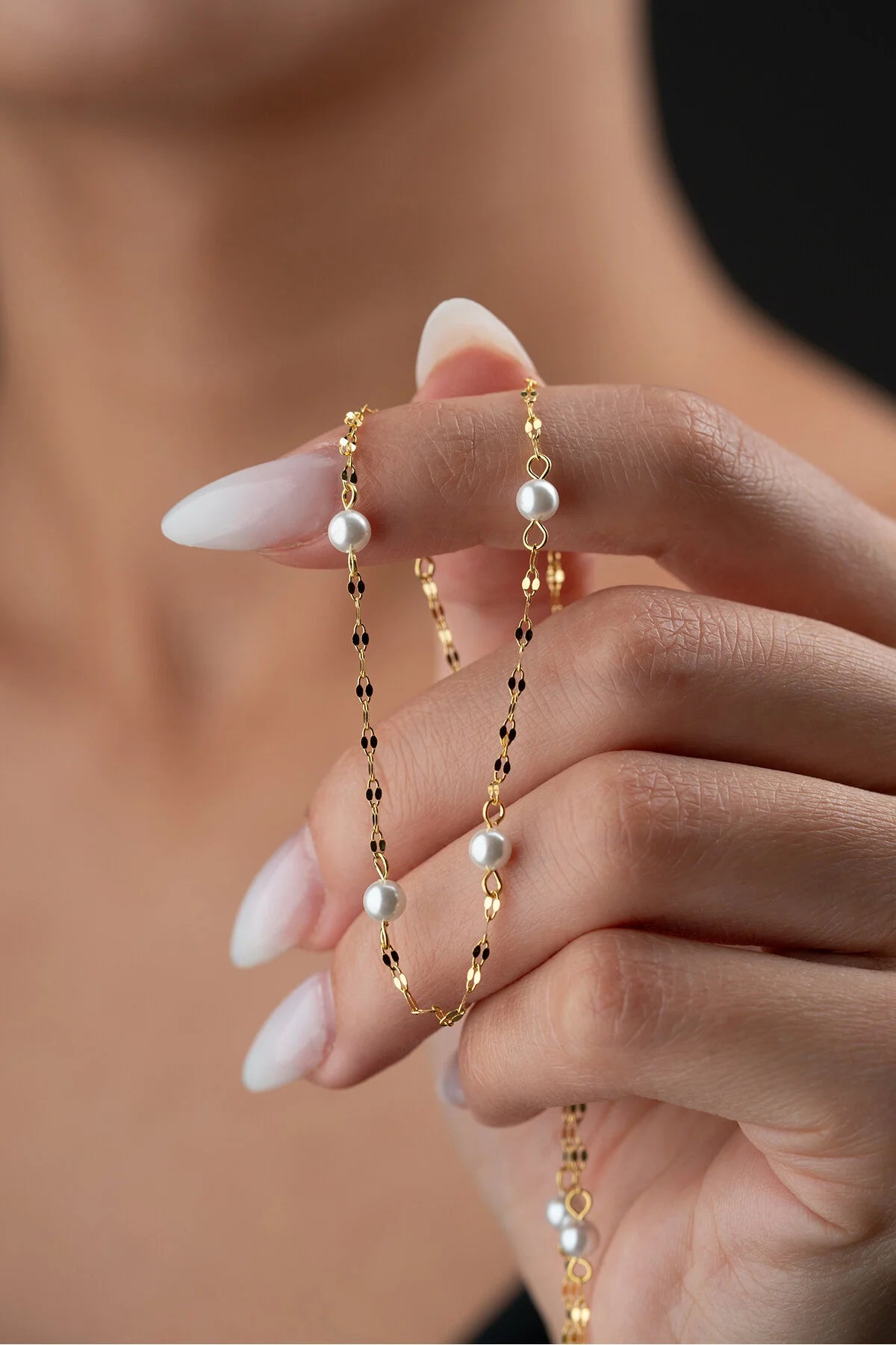 Elegantelijn – Parelketting van 925 Zilver
