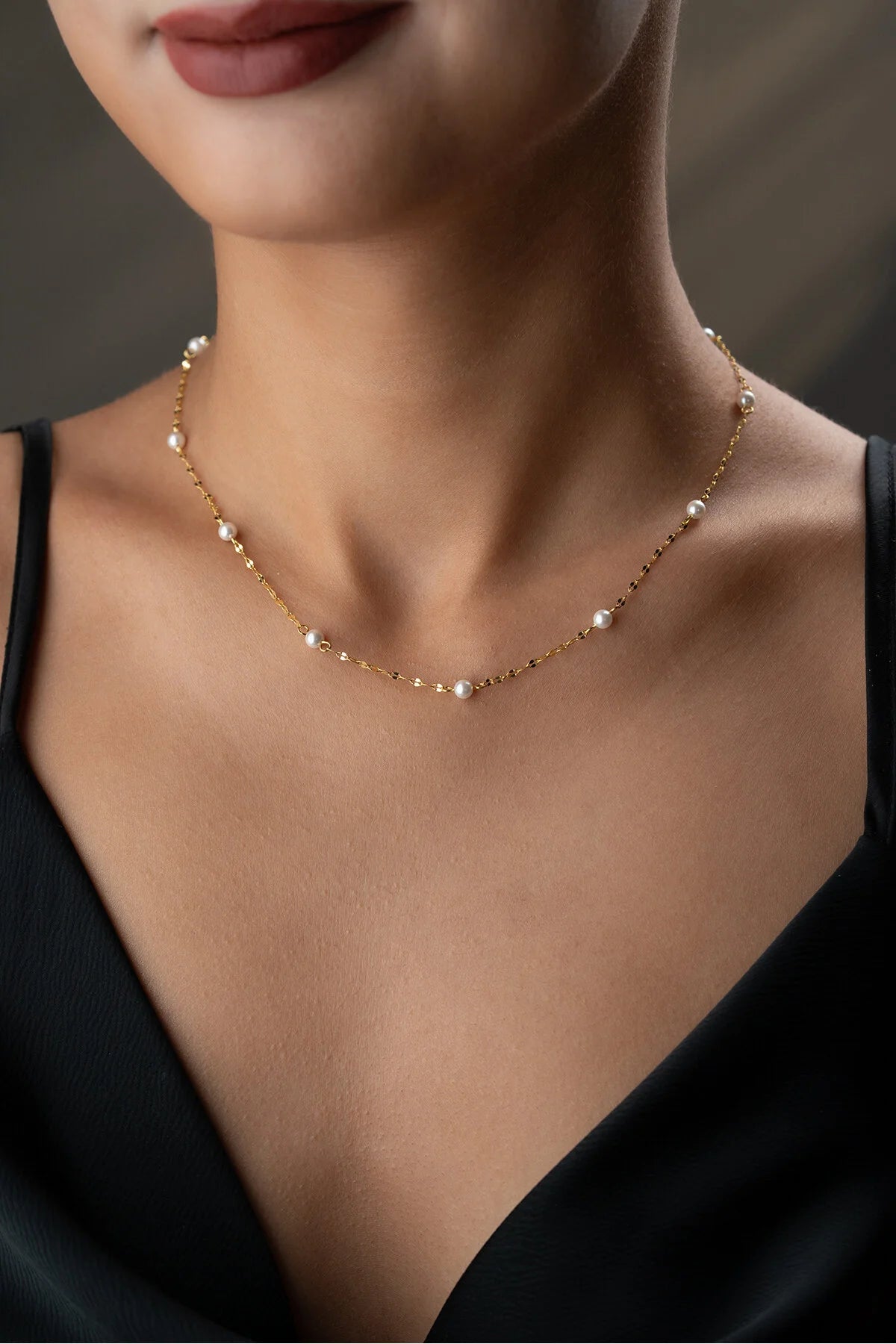 Elegantelijn – Parelketting van 925 Zilver