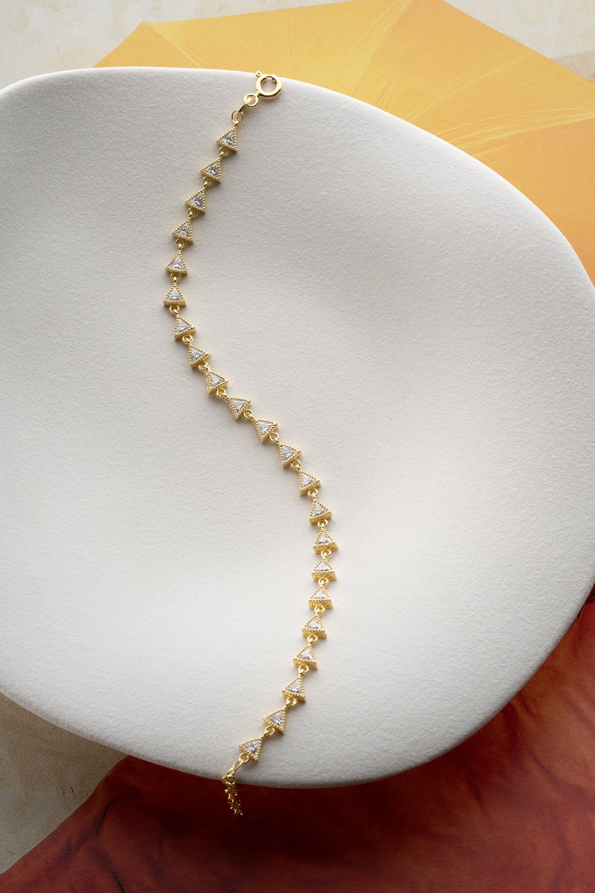 Driehoek Vormige Armband met Goud Verguld & Zirkonia