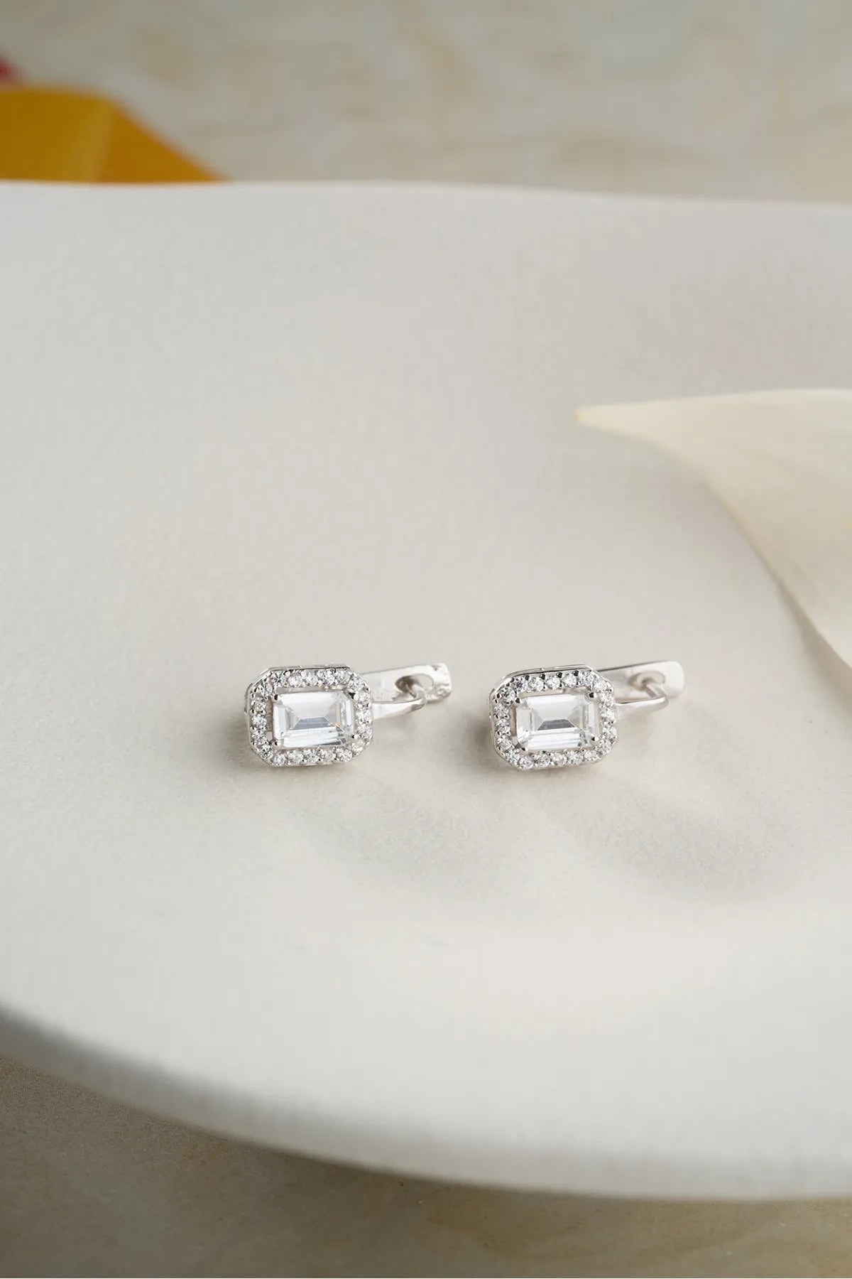 925 Sterling Zilveren Oorbellen met Baguette Steen