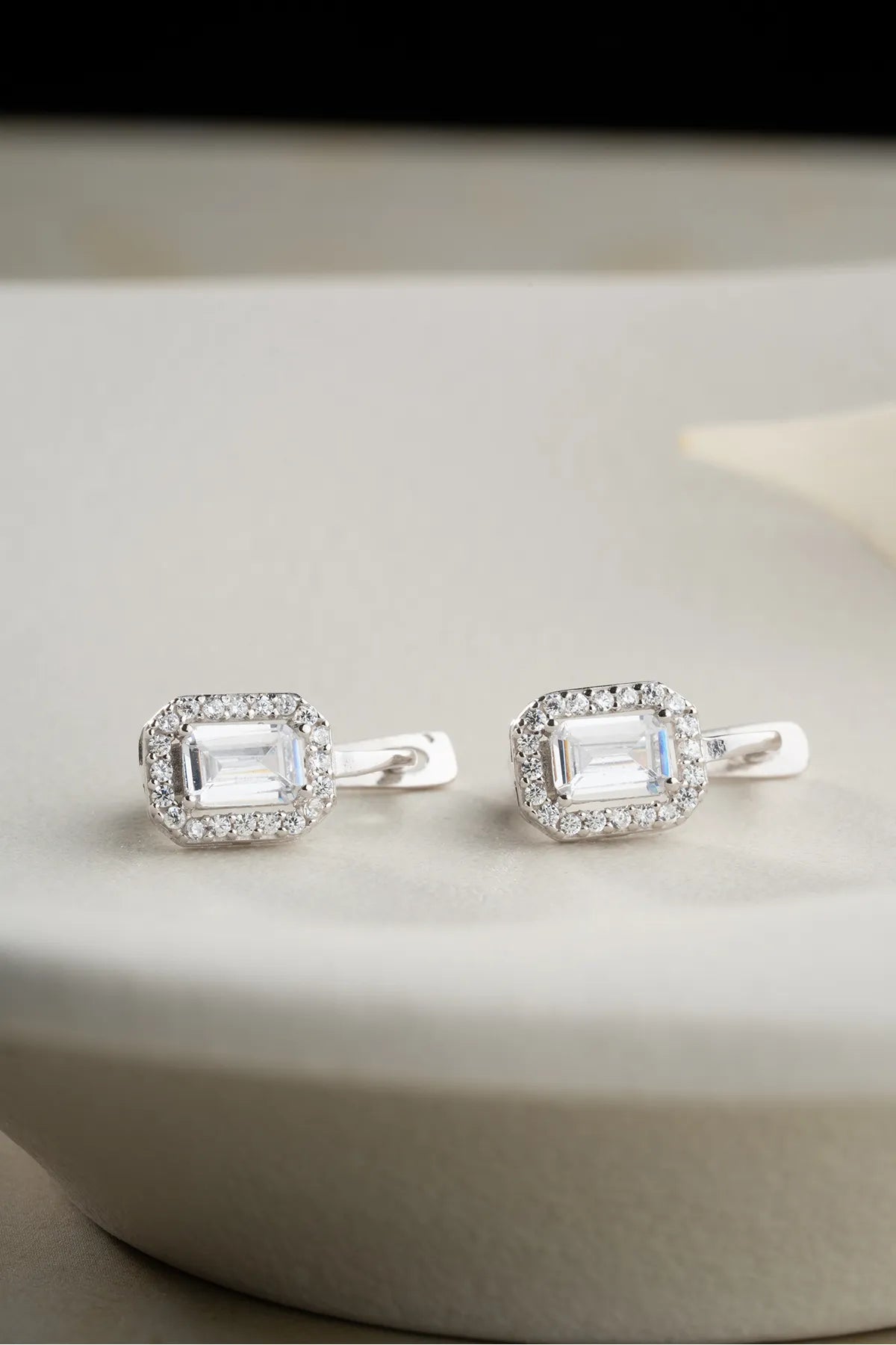 925 Sterling Zilveren Oorbellen met Baguette Steen