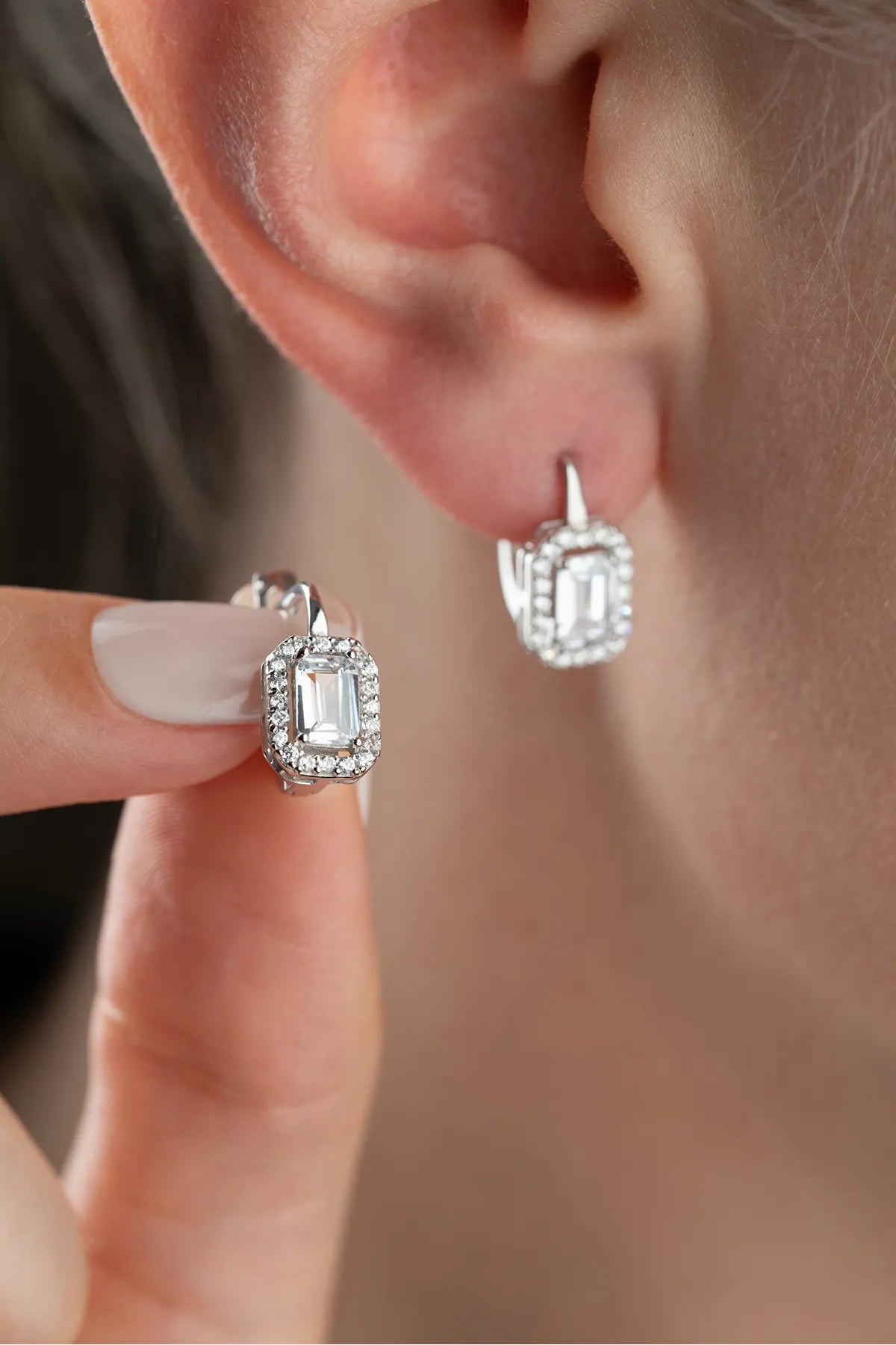 925 Sterling Zilveren Oorbellen met Baguette Steen
