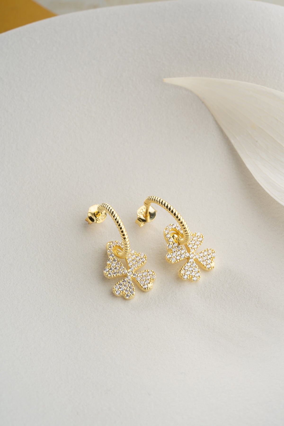 Cloversvier earrings with stones