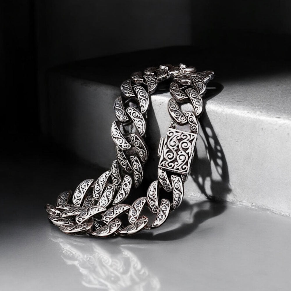 Naxio Elegant Silver Embroidery Bracelet (10mm)