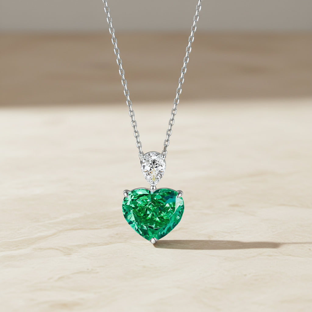 Herz -verdrängte grüne Zirkonia 925 Sterling -Silber -Halskette