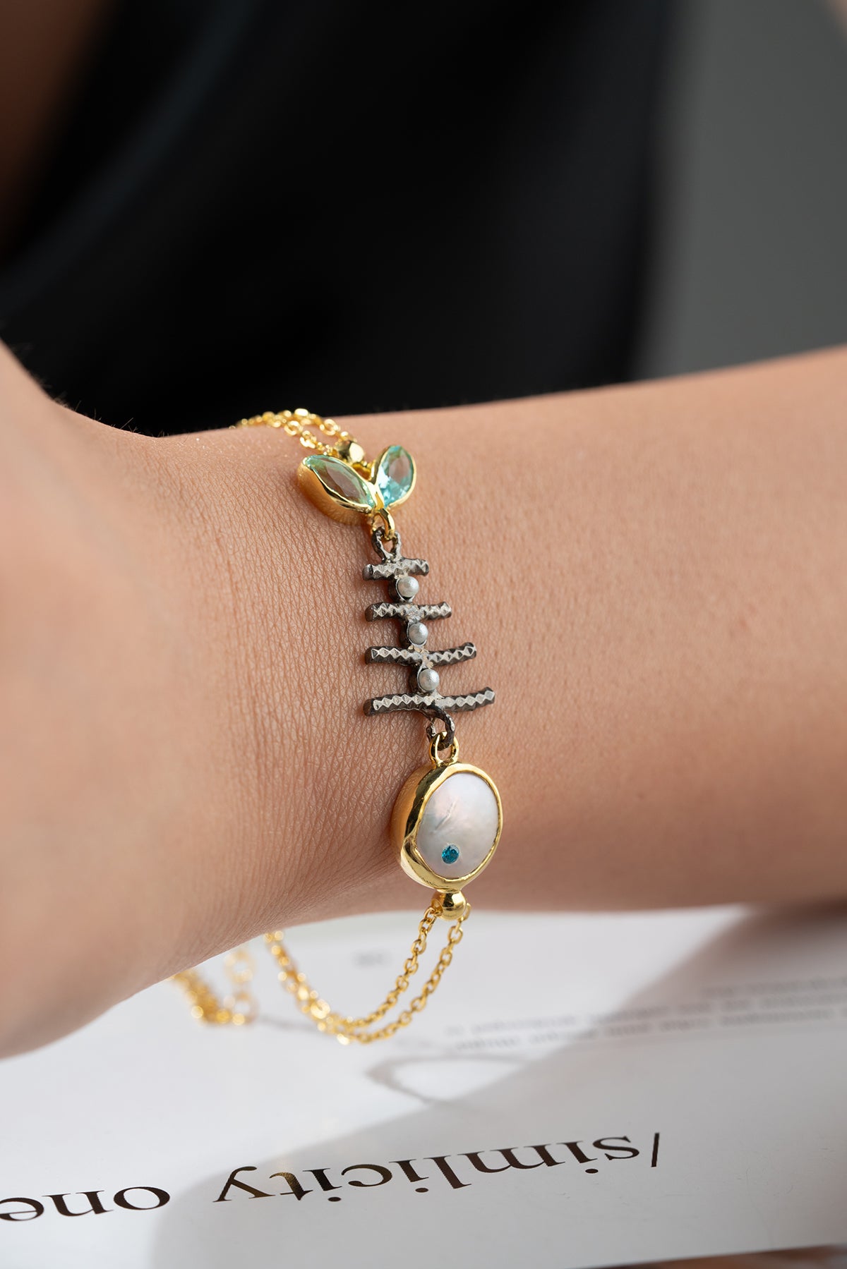 925 Zilveren Armband met Visgraat en Edelstenen