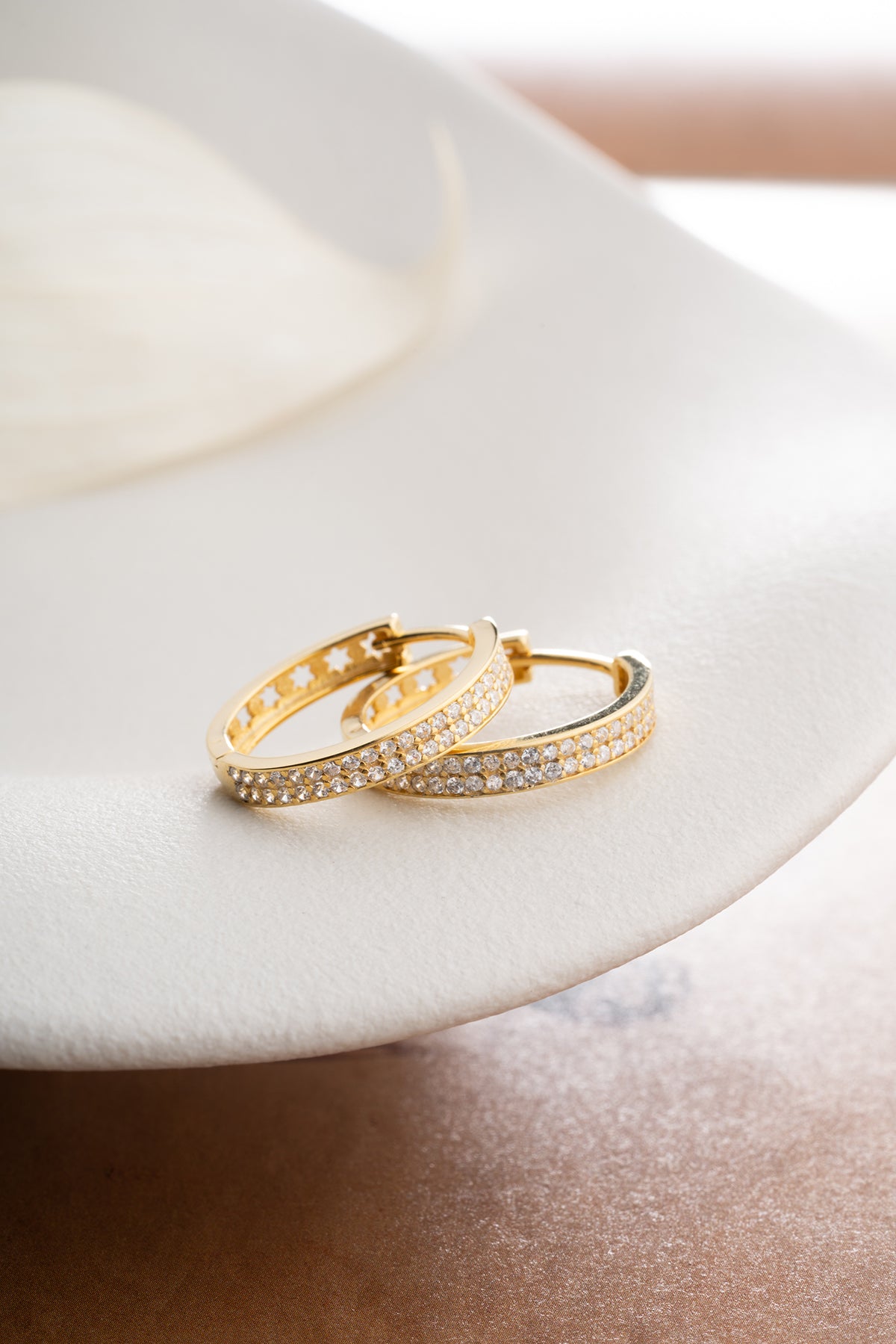 Hoepeloorbellen met Zirkonia – 925 Zilver