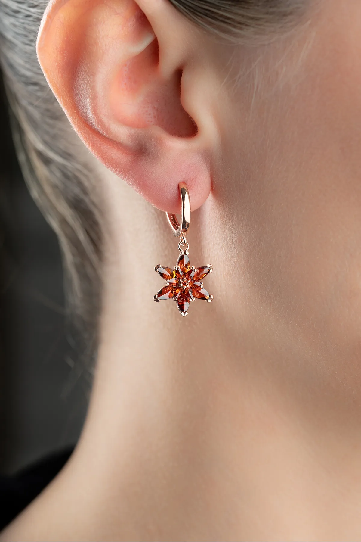 925 Zilveren Roségouden Garnet Oorbellen