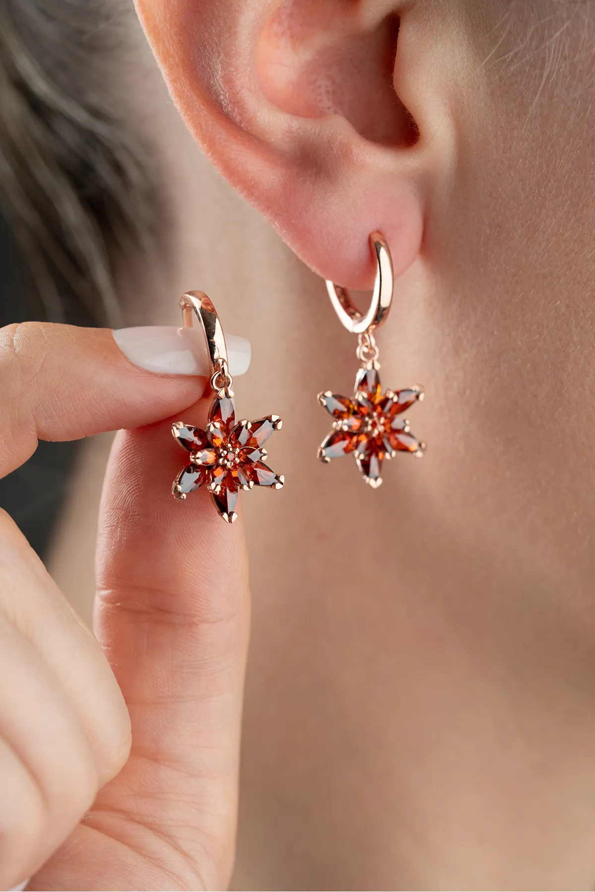 925 Zilveren Roségouden Garnet Oorbellen