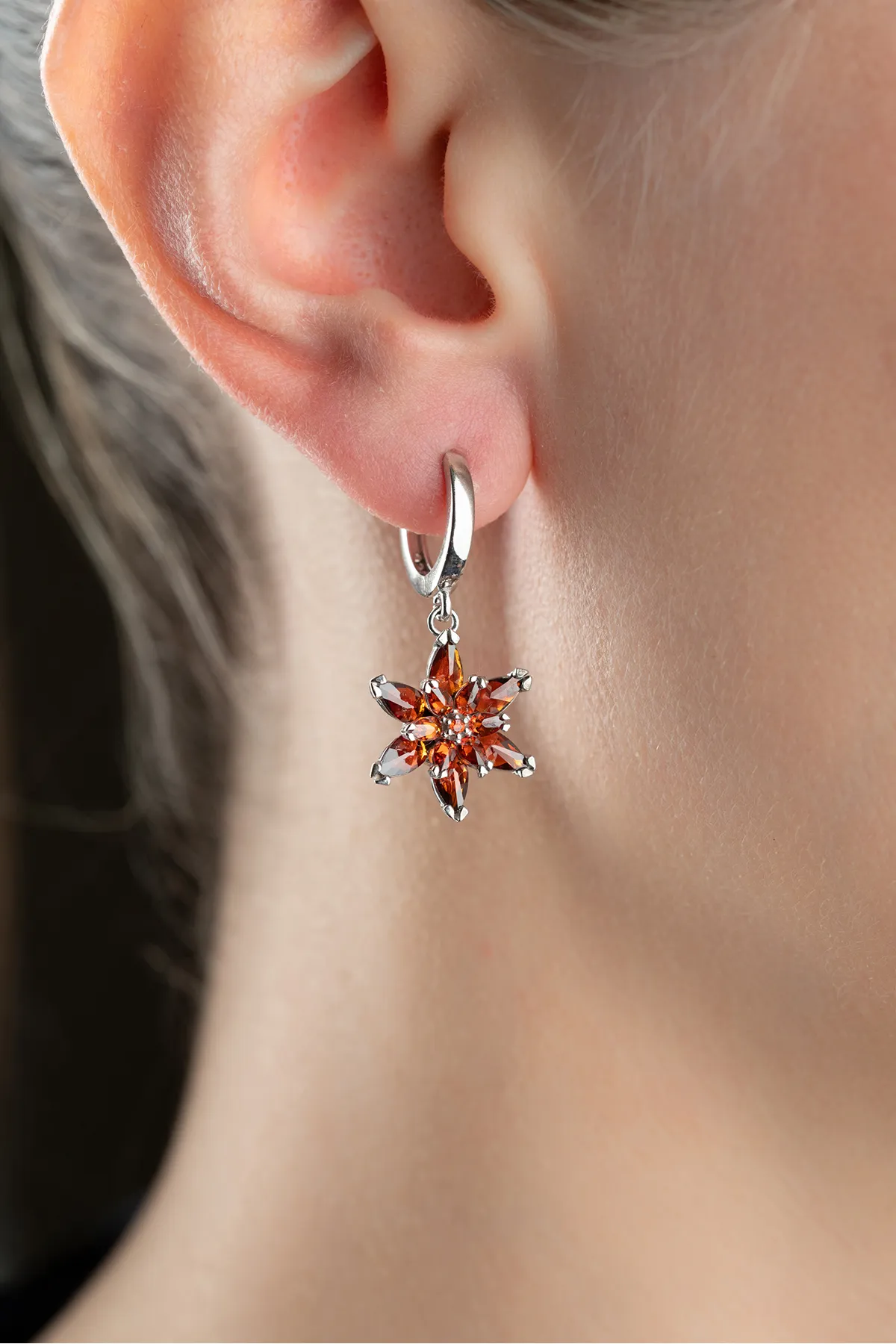 925 Zilveren Garnet Oorbellen