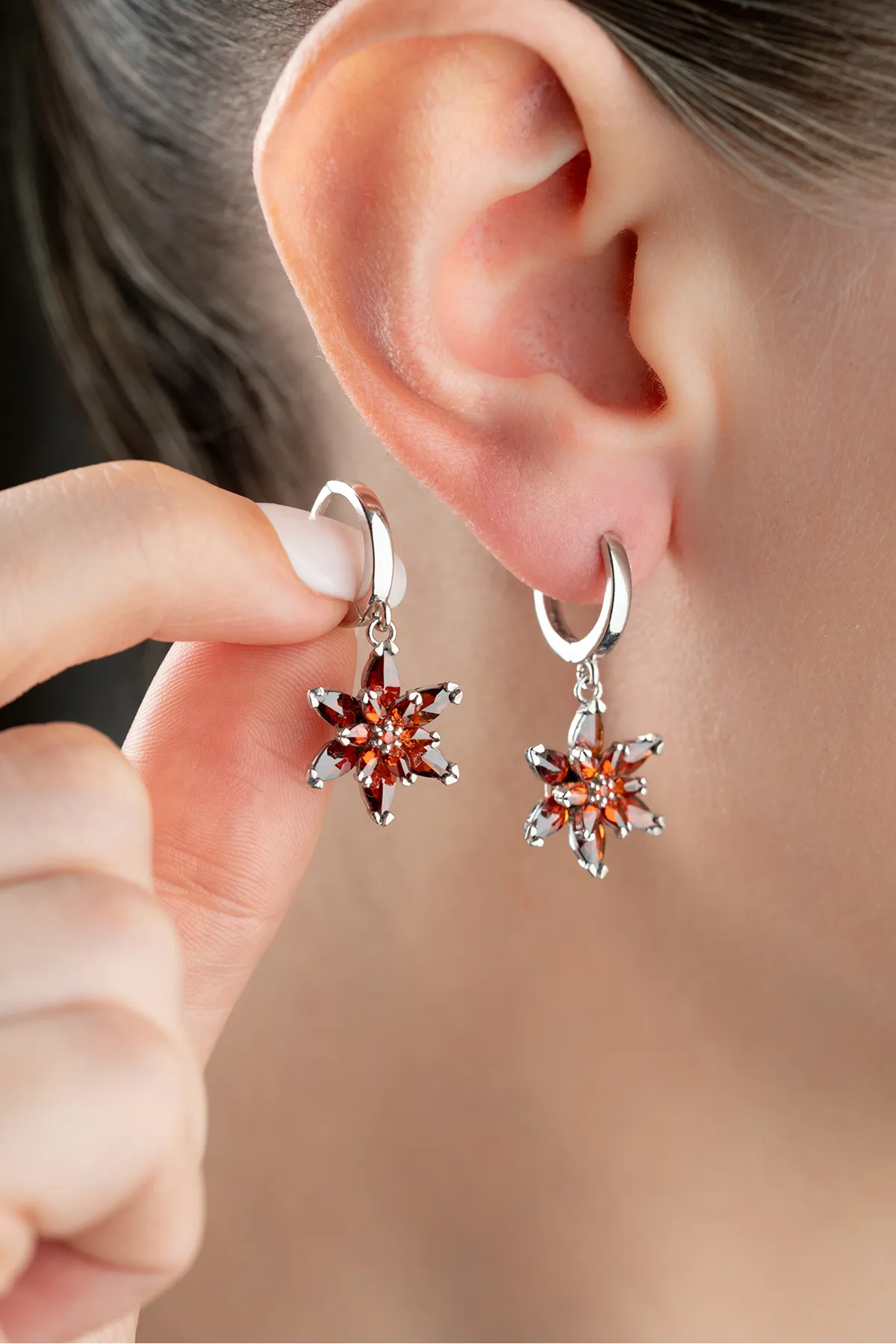 925 Zilveren Garnet Oorbellen