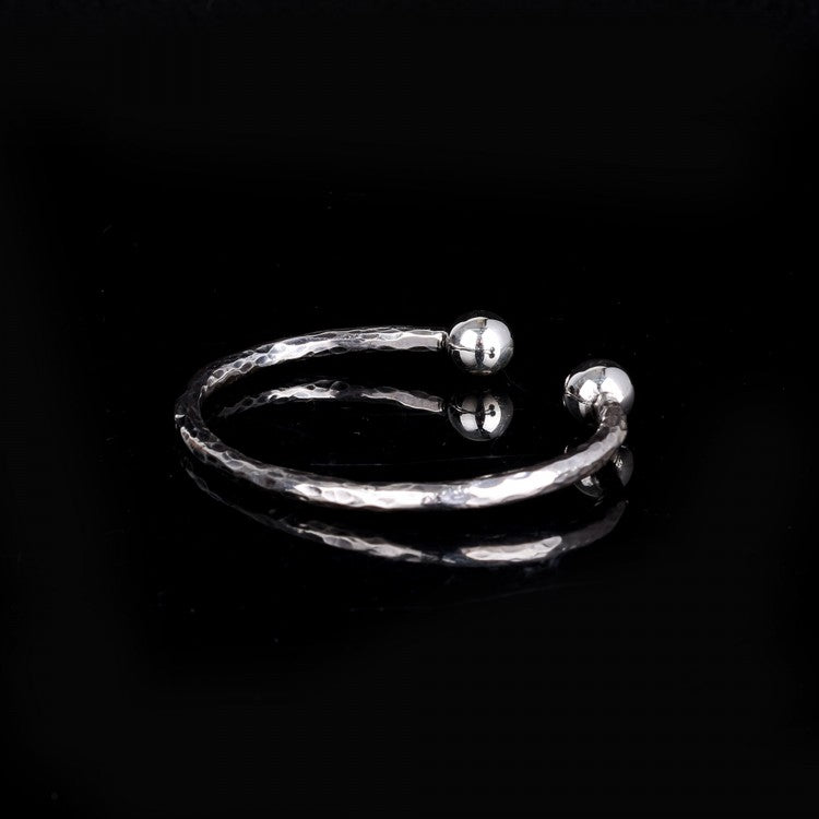 Gehamerde Afwerking 925 Sterling Zilver Heren Armband