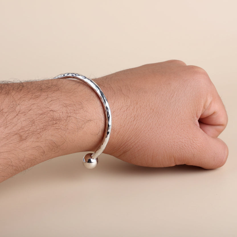 Hamerde Finish 925 Sterling Silber Herren Armband