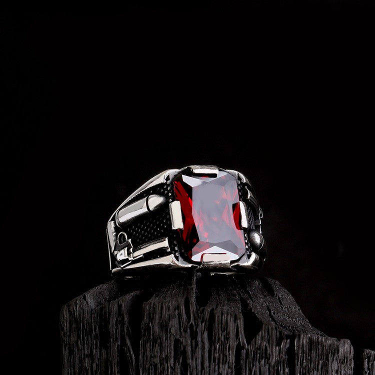 925 silberner Herrenring mit rotem Stein