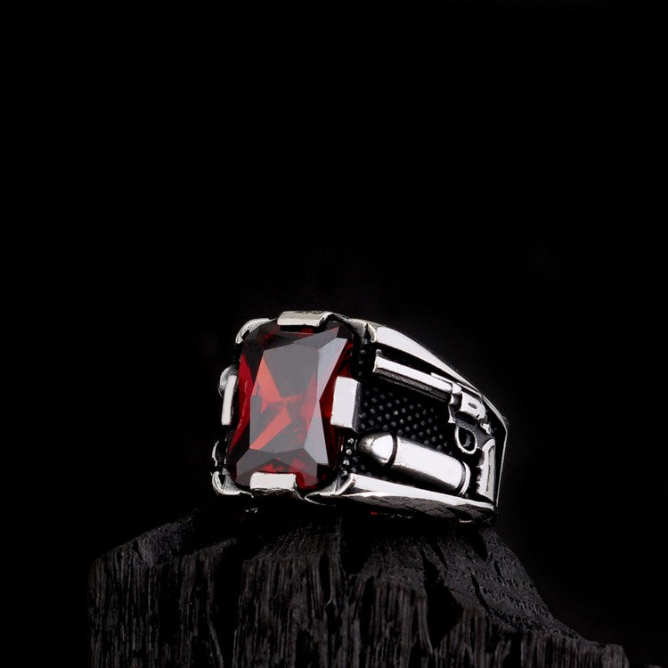 925 silberner Herrenring mit rotem Stein