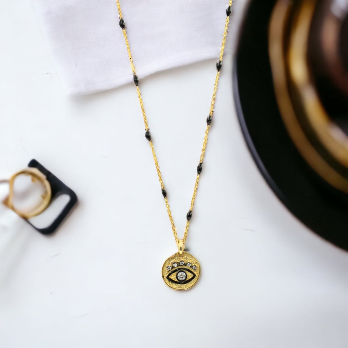 Collier Avec Pendentif Oeil