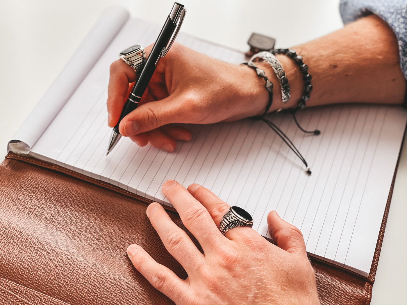 Personalisiertes Stiftset – Schreibset mit gravierter Holzbox BLP014