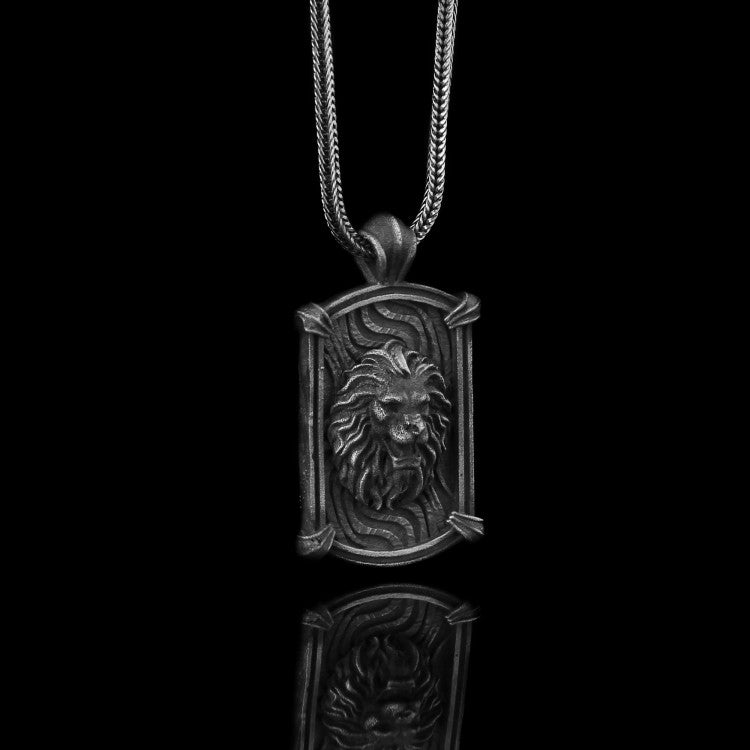 925 Silver lion pendant in rectangular design