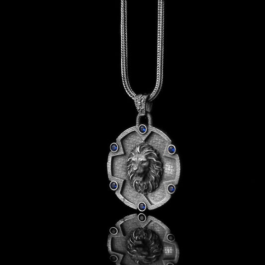 925 Silver Lion Pendant with Blue Zircon Stones