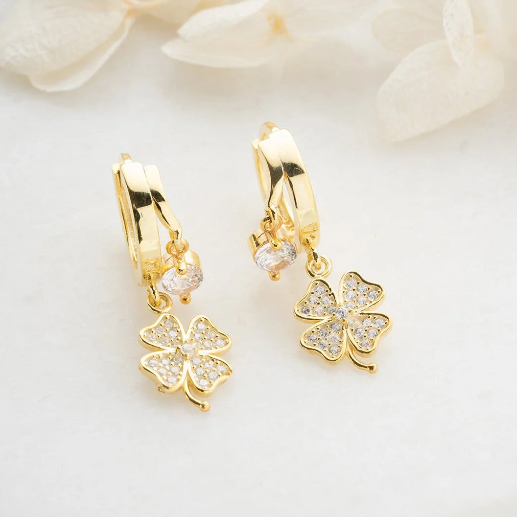 Vierblättrige Kleeblatt-Ohrringe – 925er Silber