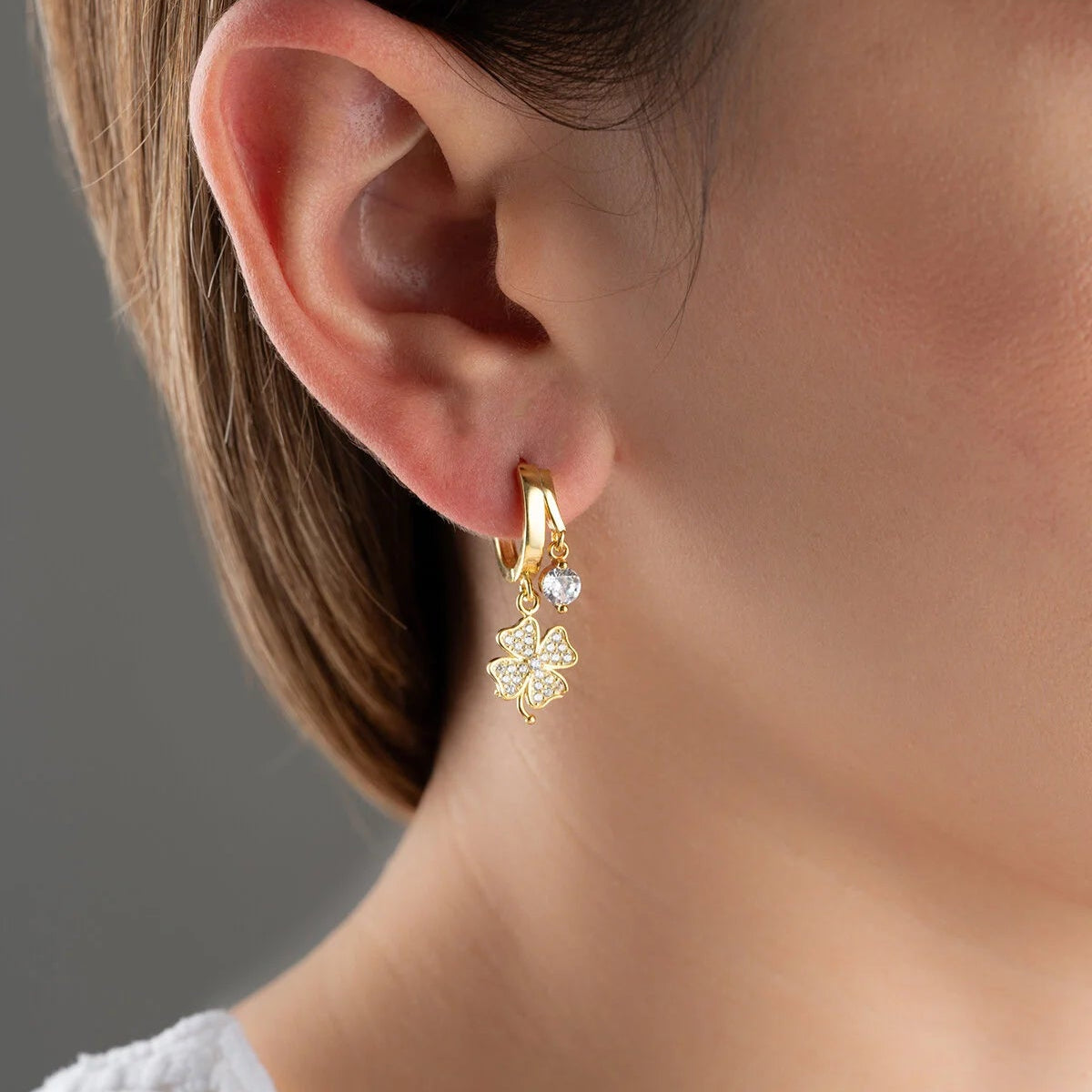 Vierblättrige Kleeblatt-Ohrringe – 925er Silber