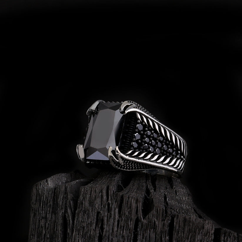 925 Sterling Zilveren Ring met Zwarte Zirconia Steen