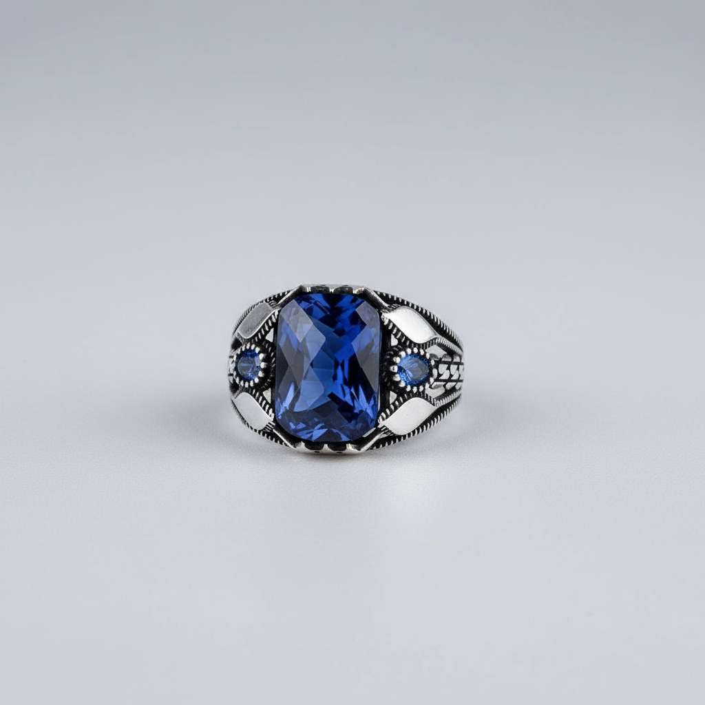 925 Zilveren Herenring met Donkerblauwe Steen