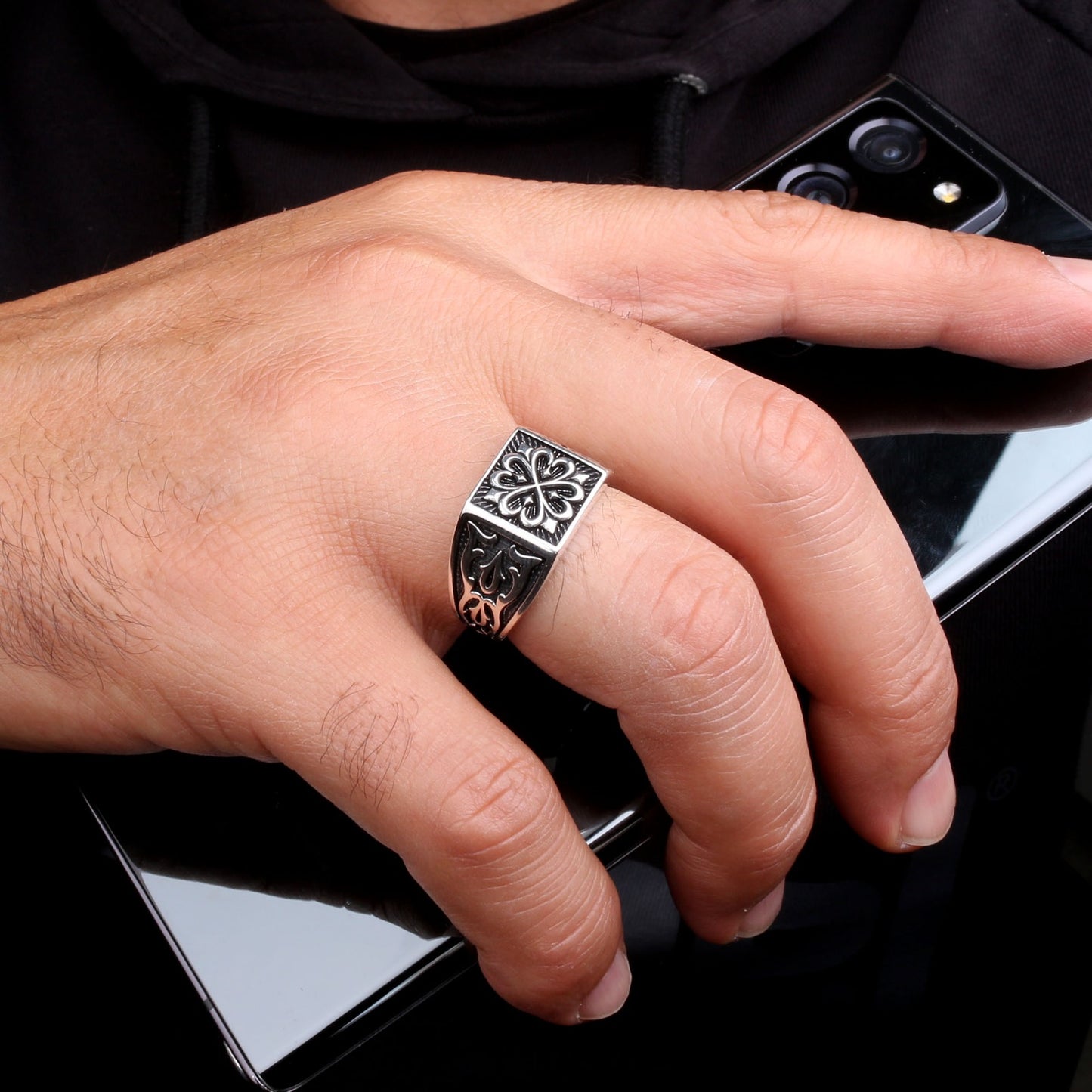 VARQ Herenring met Seltsjoek Motief – 925 Sterling Zilver