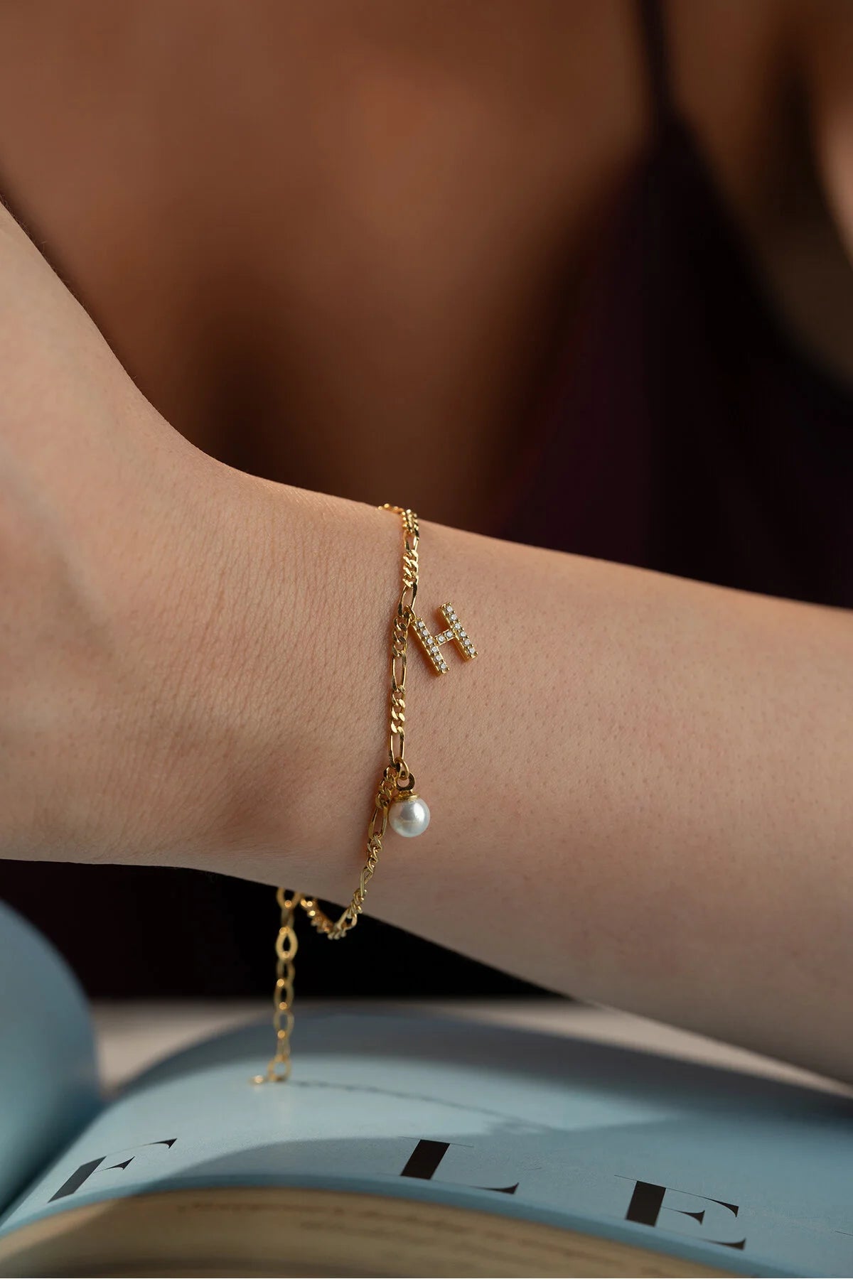 Figaro Chain Initial & Pearl Bracelet | 925 Sterling Silver