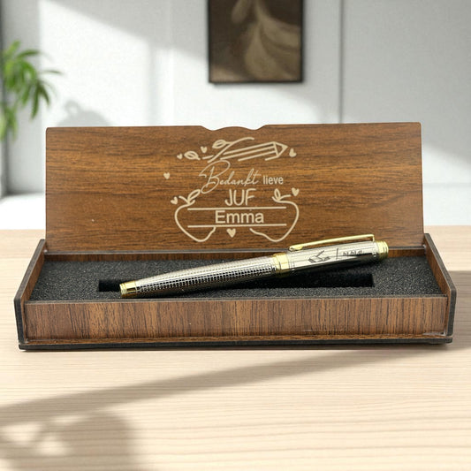 Gepersonaliseerde balpen met gegraveerde houten doos voor juf of meester