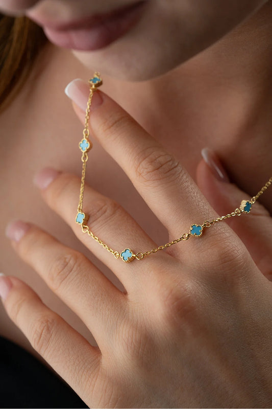LuckyBlue 925 – Vergulde Ketting met Turquoise Klavertjesvier