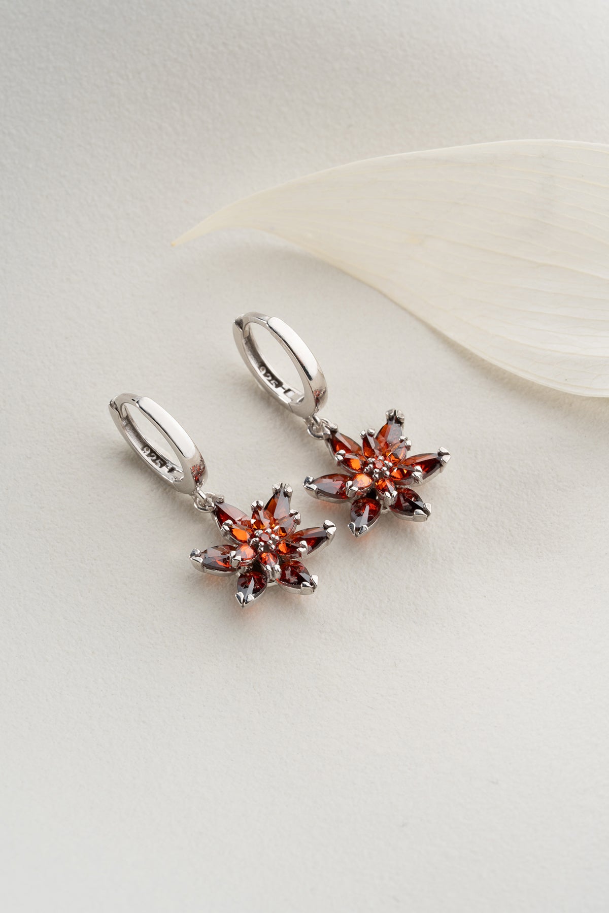 Lotusbloem earrings - 925 sterling silver