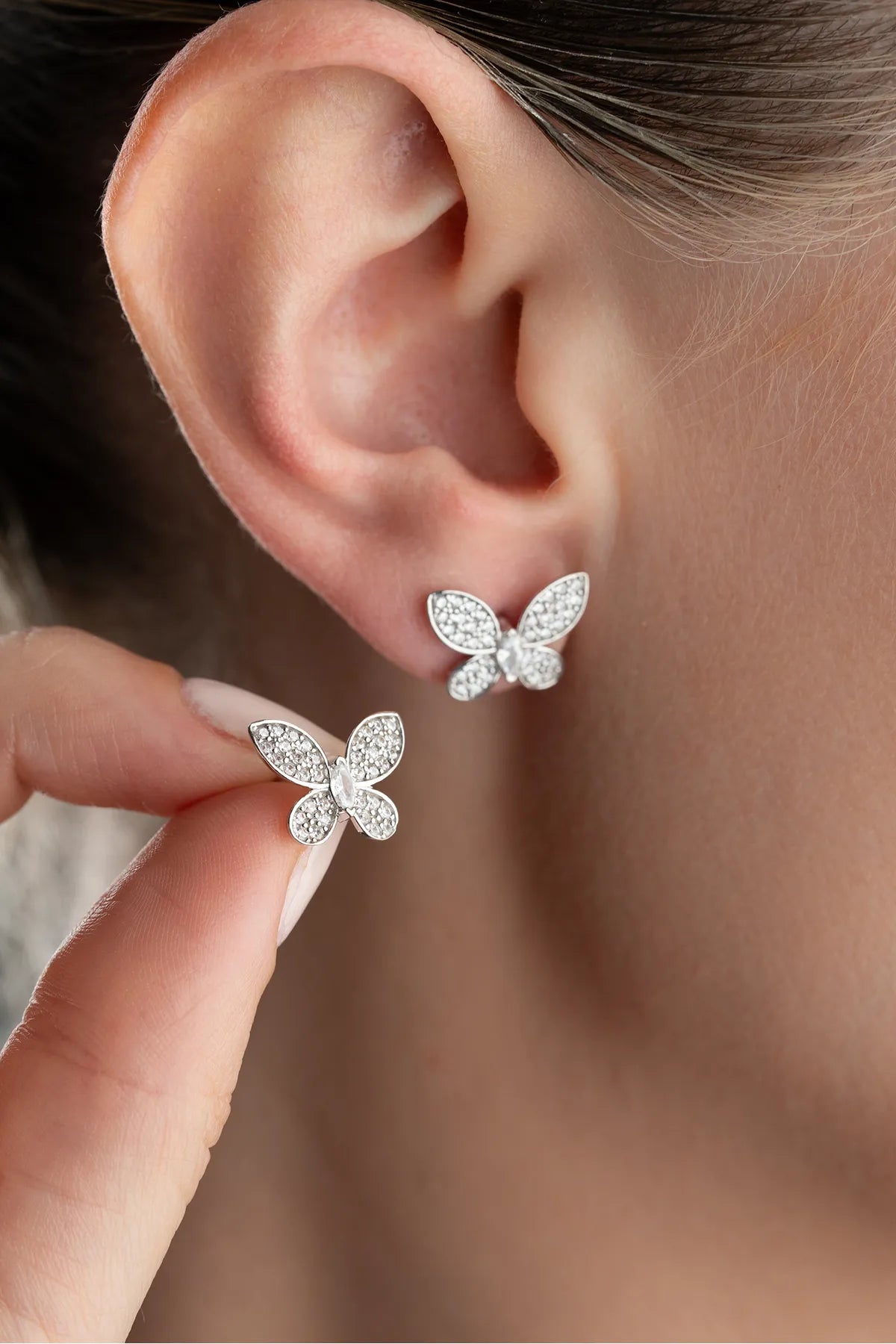 925 Sterling Zilveren Vlinder Oorbellen – Witte Zirkonia