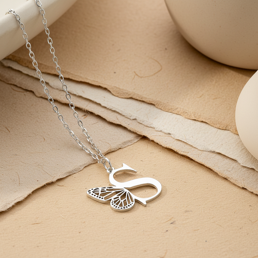 Personalized letter chain with butterfly wing - 925 silver