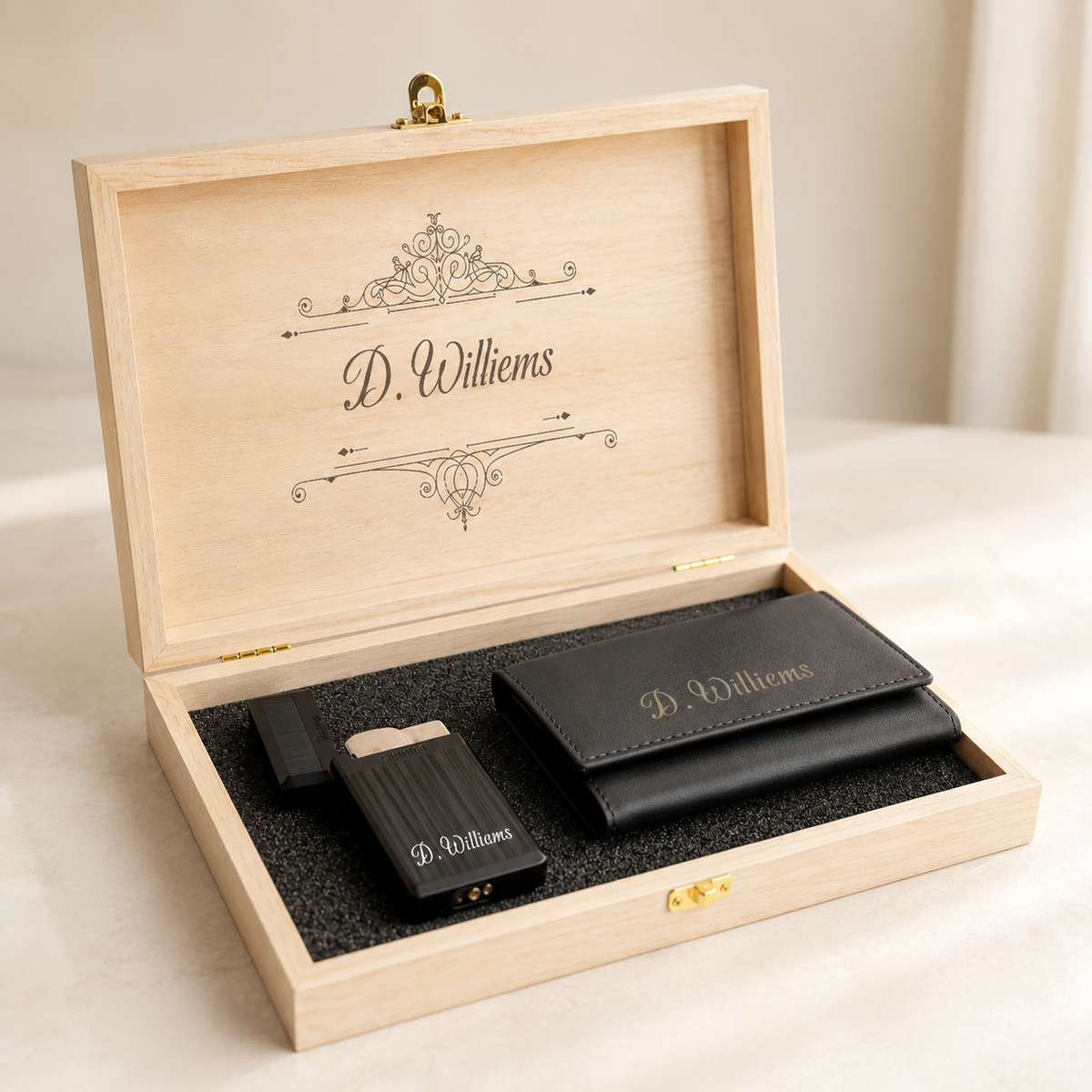Gepersonaliseerde Leren Sleutelhanger & Aansteker Cadeauset