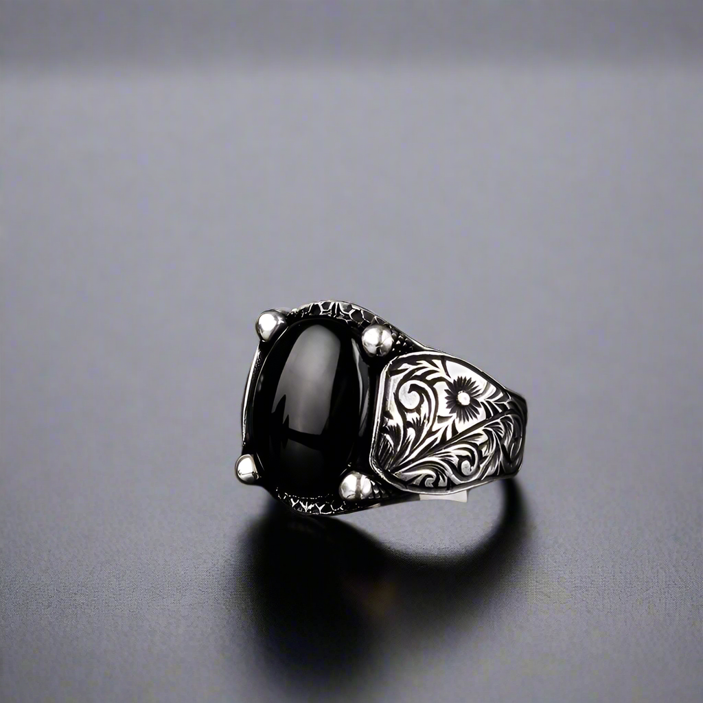 Silver men's ring with Onyx