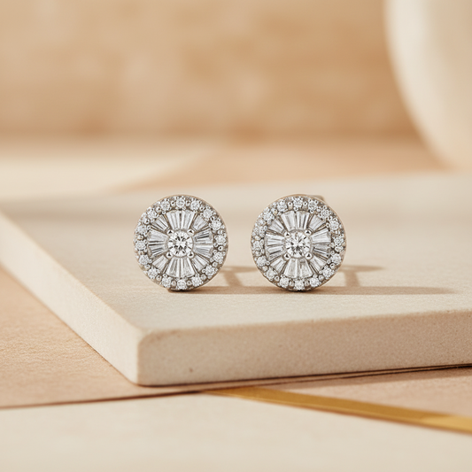 11mm zilveren oorstekers, bezet met witte zirconia's