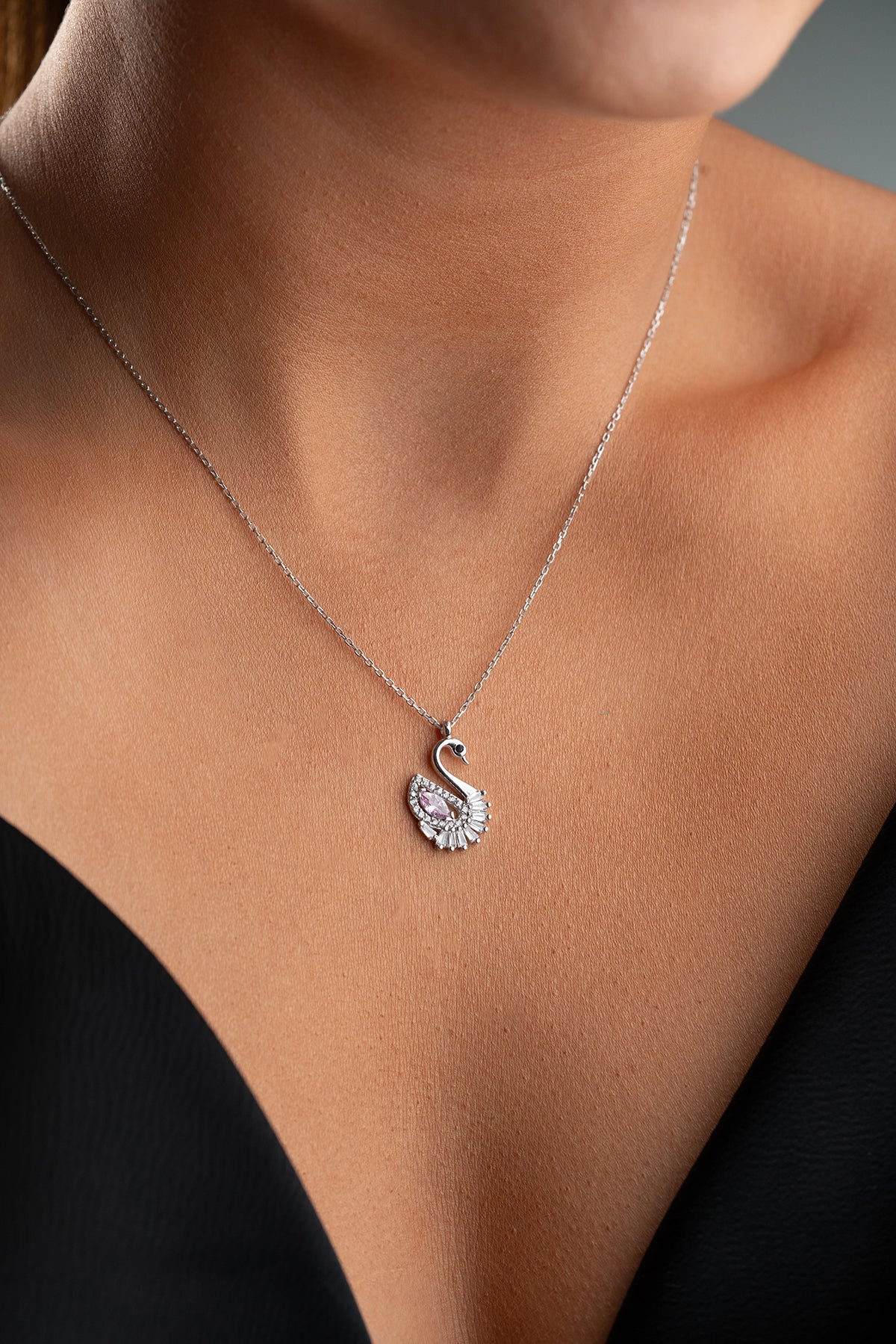 Zwaan Ketting met Roze Zirkonia | 925 Zilver