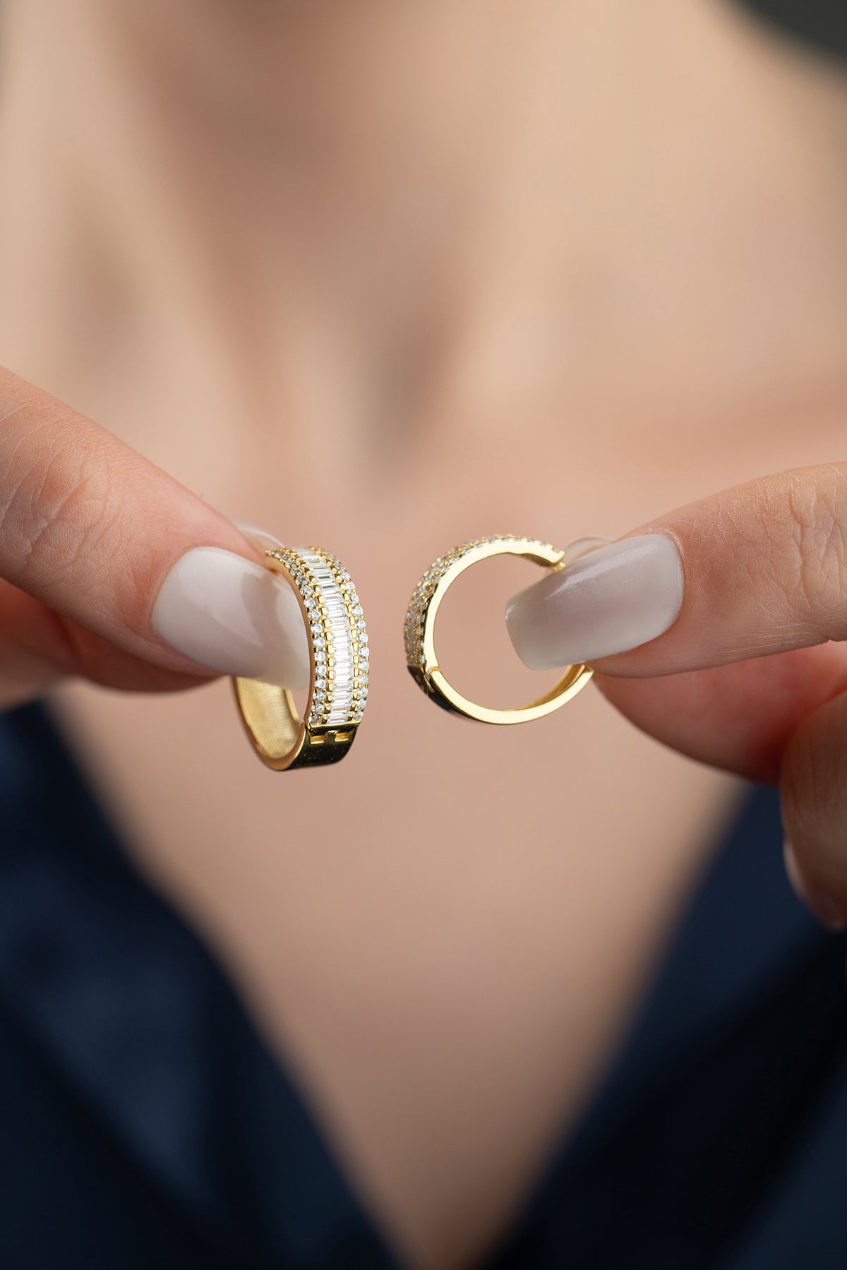 Baguette Glow - Elegant earrings with baguette stones