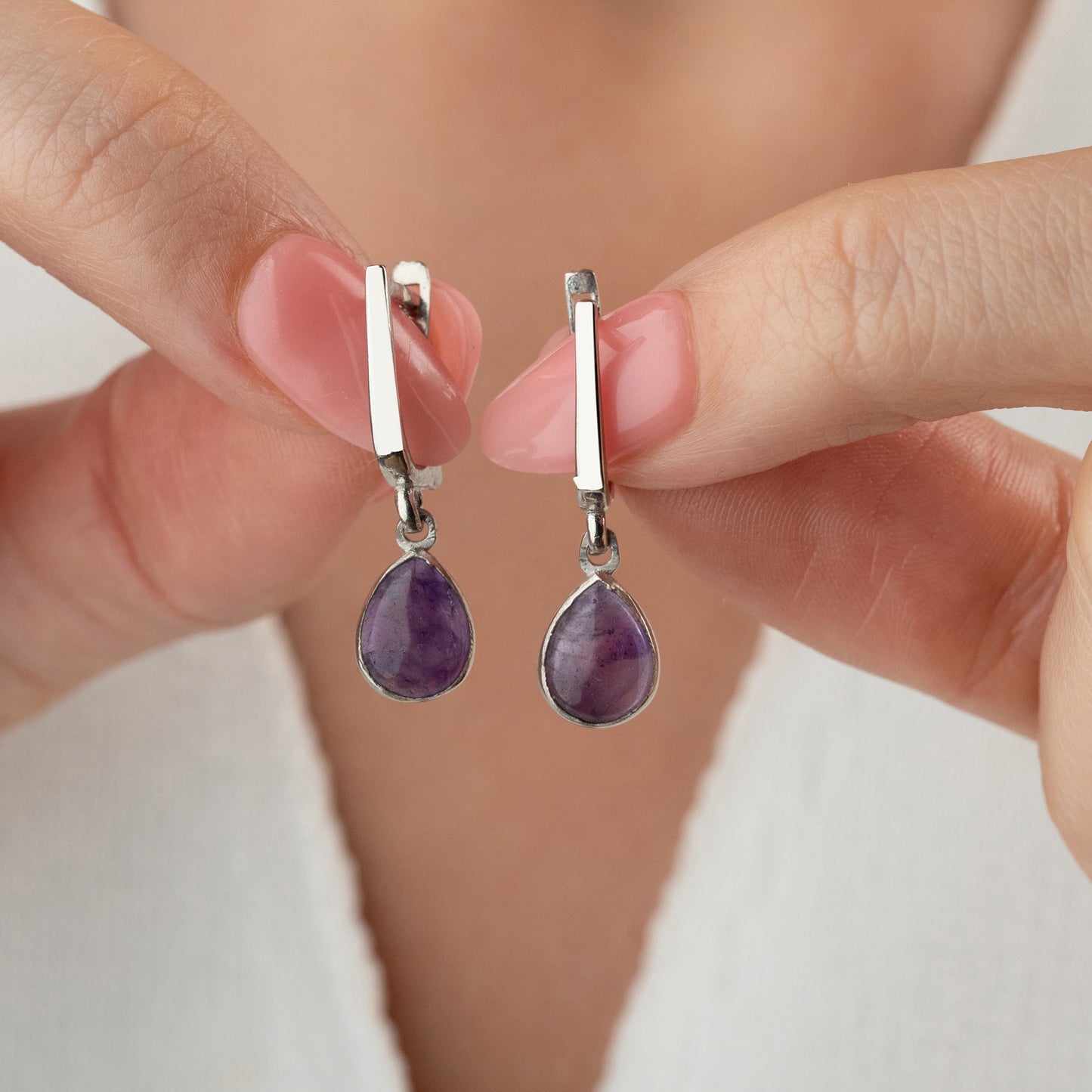 Silberohrringe mit natürlichem Amethyst