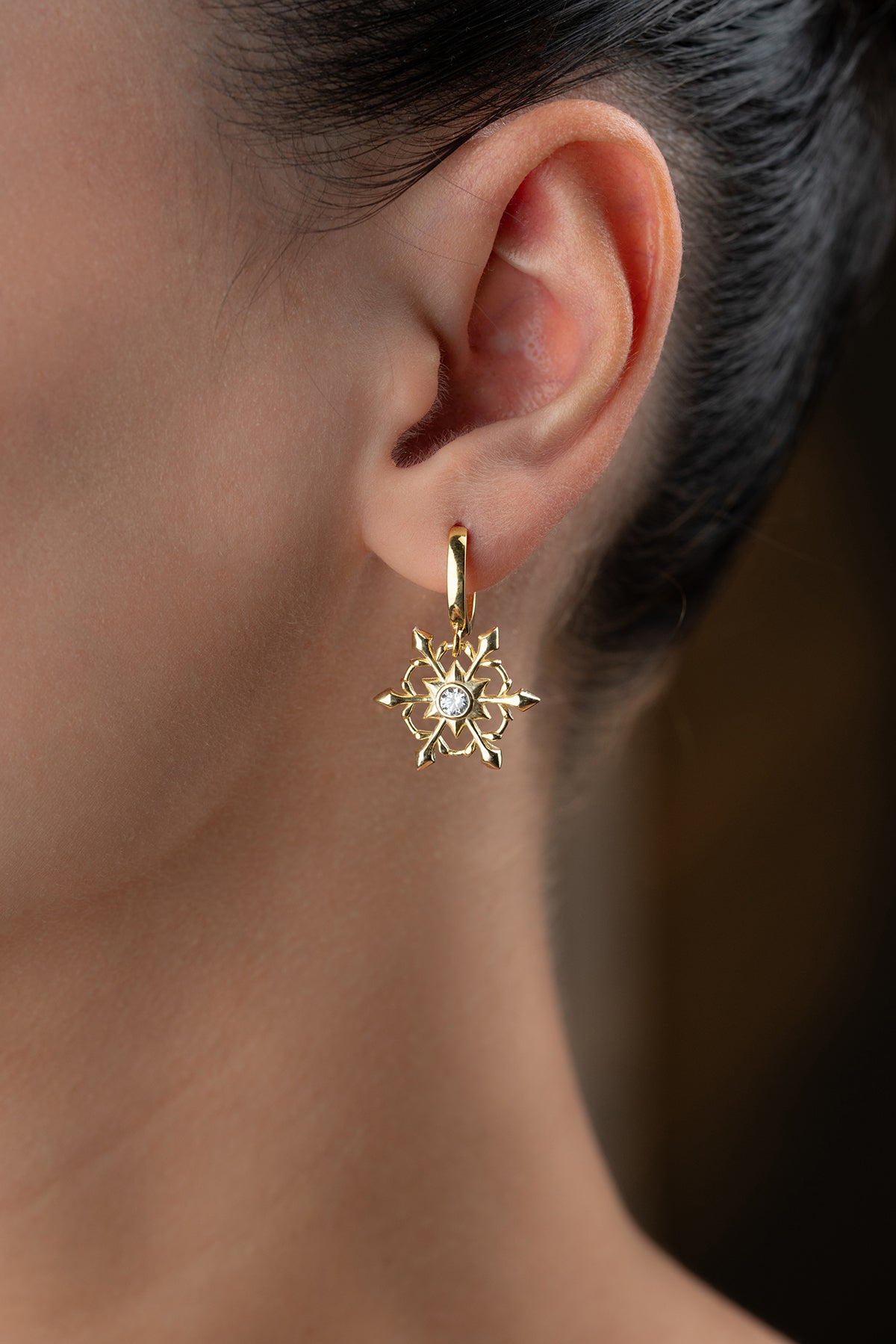 Earrings with Star-shaped Pendant