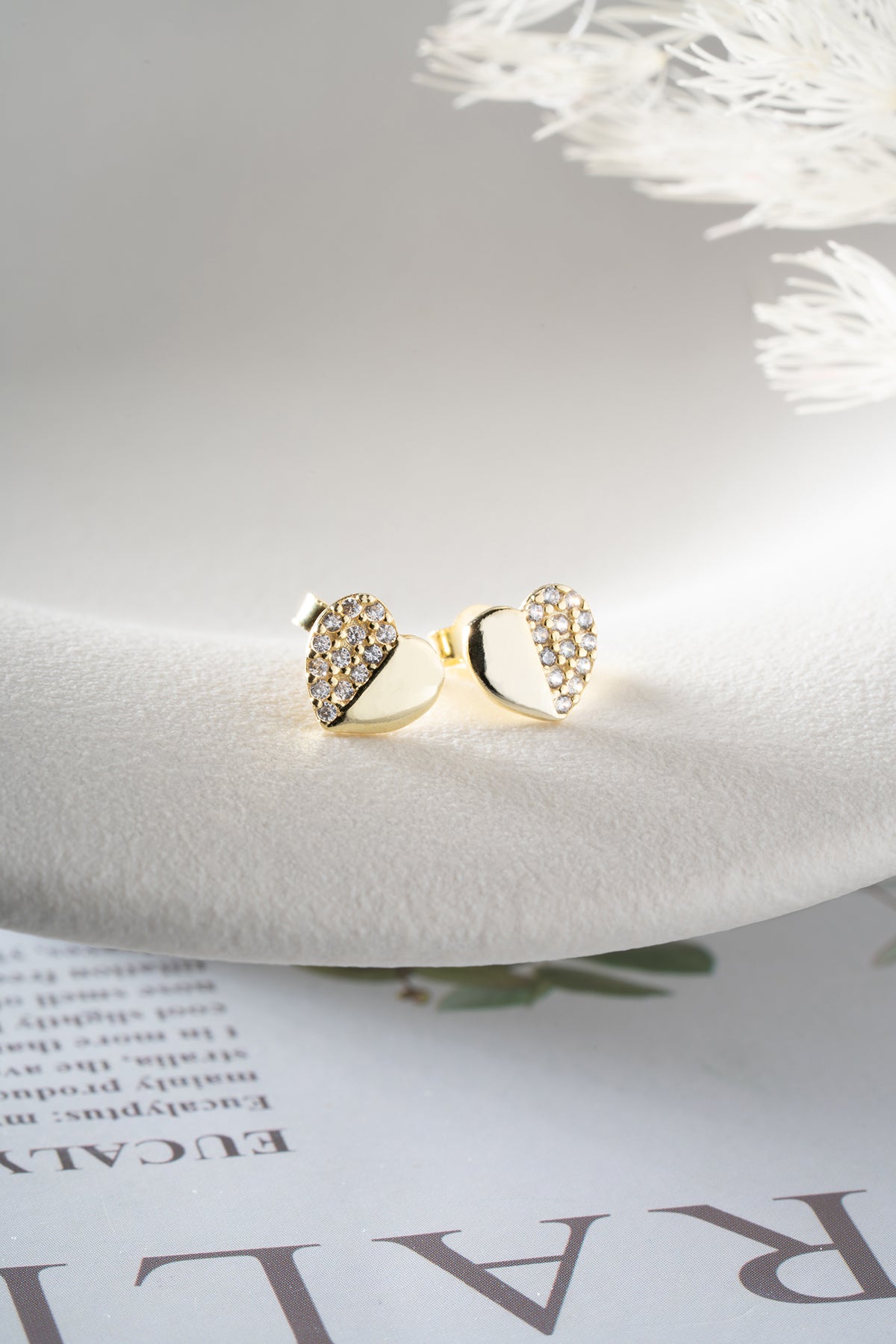 Minimalist Stud Earrings with Heart Shape