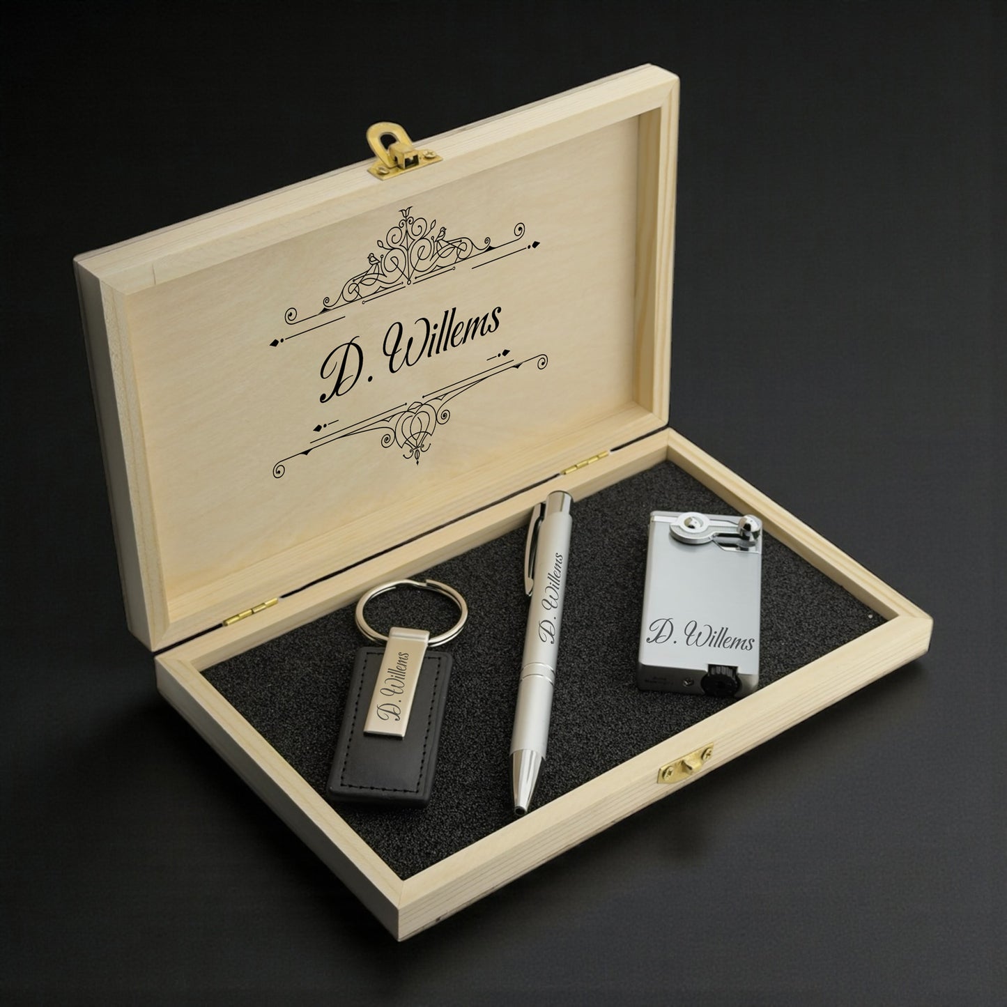 Luxe Cadeauset met Persoonlijke Aansteker, Pen & Sleutelhanger