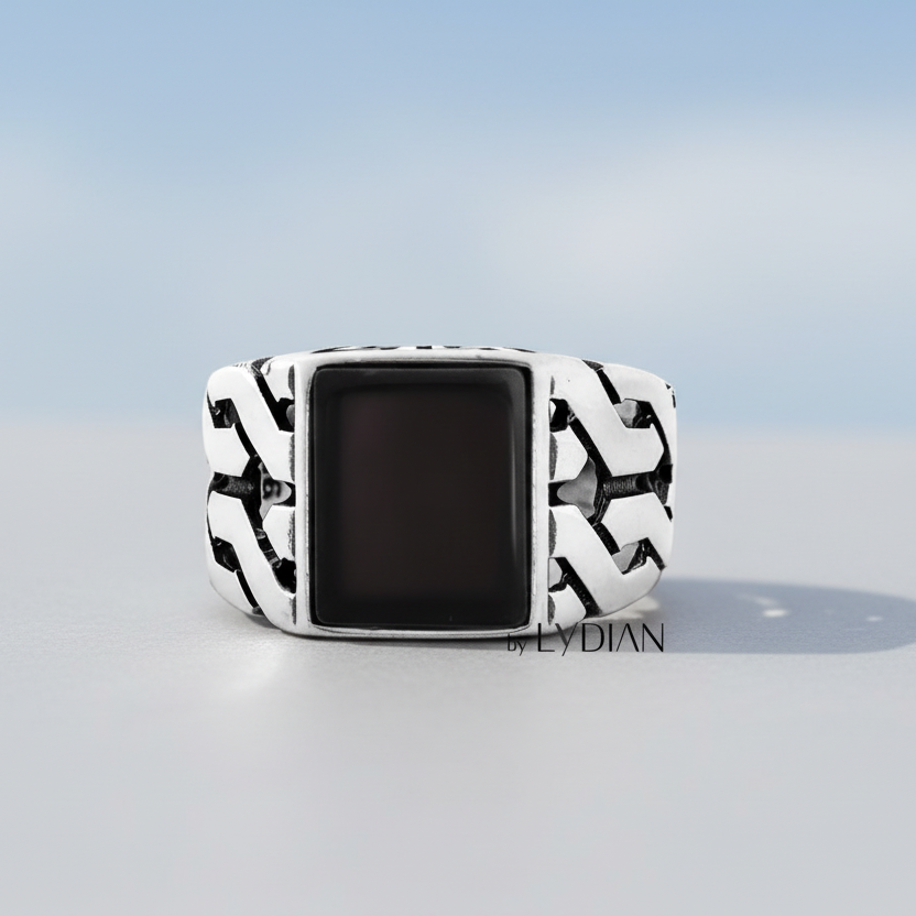 herenring met zwarte steen